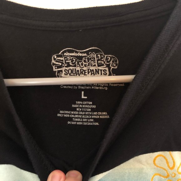 SPONGEBOB SHIRT PINEAPPLE BIKINI BOTTOM BLACK TOP - Picture 3 of 4